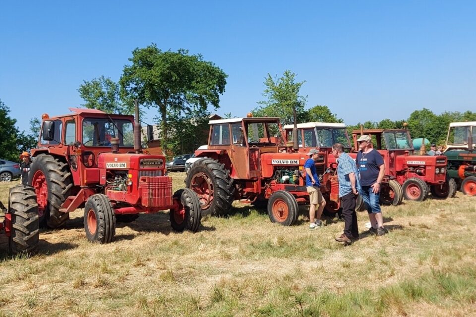 Plus de 70 tracteurs étaient présents