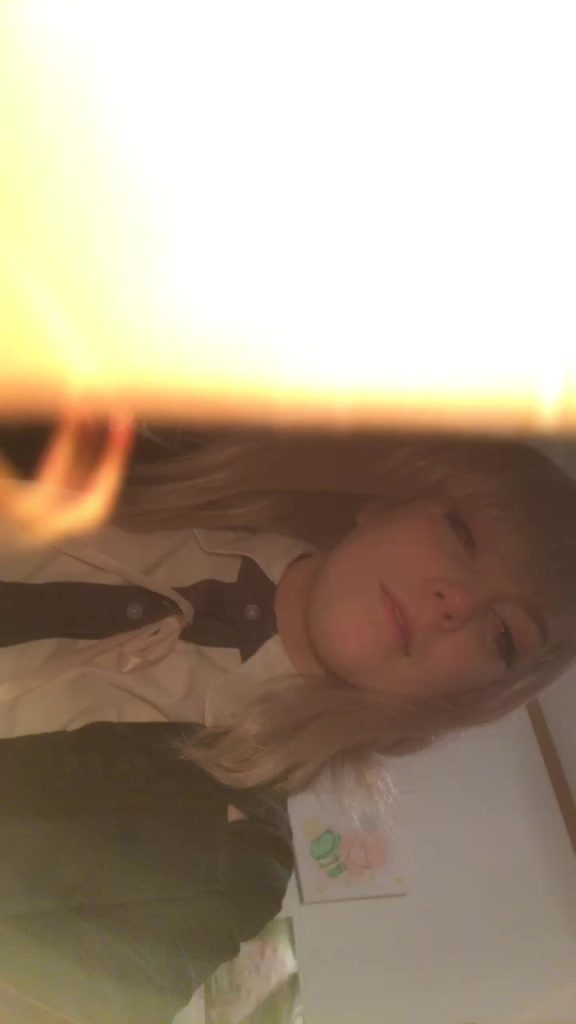 Tiktok (junketsu): Salut! Je suis le propriétaire de Danganronpa Junketsu ! Je serai votre Chiaki Nanami !