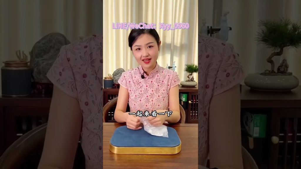 Youtube (純潔): 6位数的白月光翡翠手镯 小6纯洁白月光镯#翡翠 #翡翠手鐲 #翡翠手镯 #翡翠玉 #緬甸玉 #翡翠玉石 #緬甸翡翠 #缅甸翡翠 #天然翡翠
