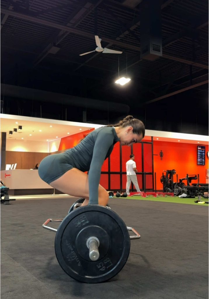 athlete training; L’ENTRAÎNEMENT DE CONTRASTE, l’un des moyens les plus efficaces de développer la force et la puissance.